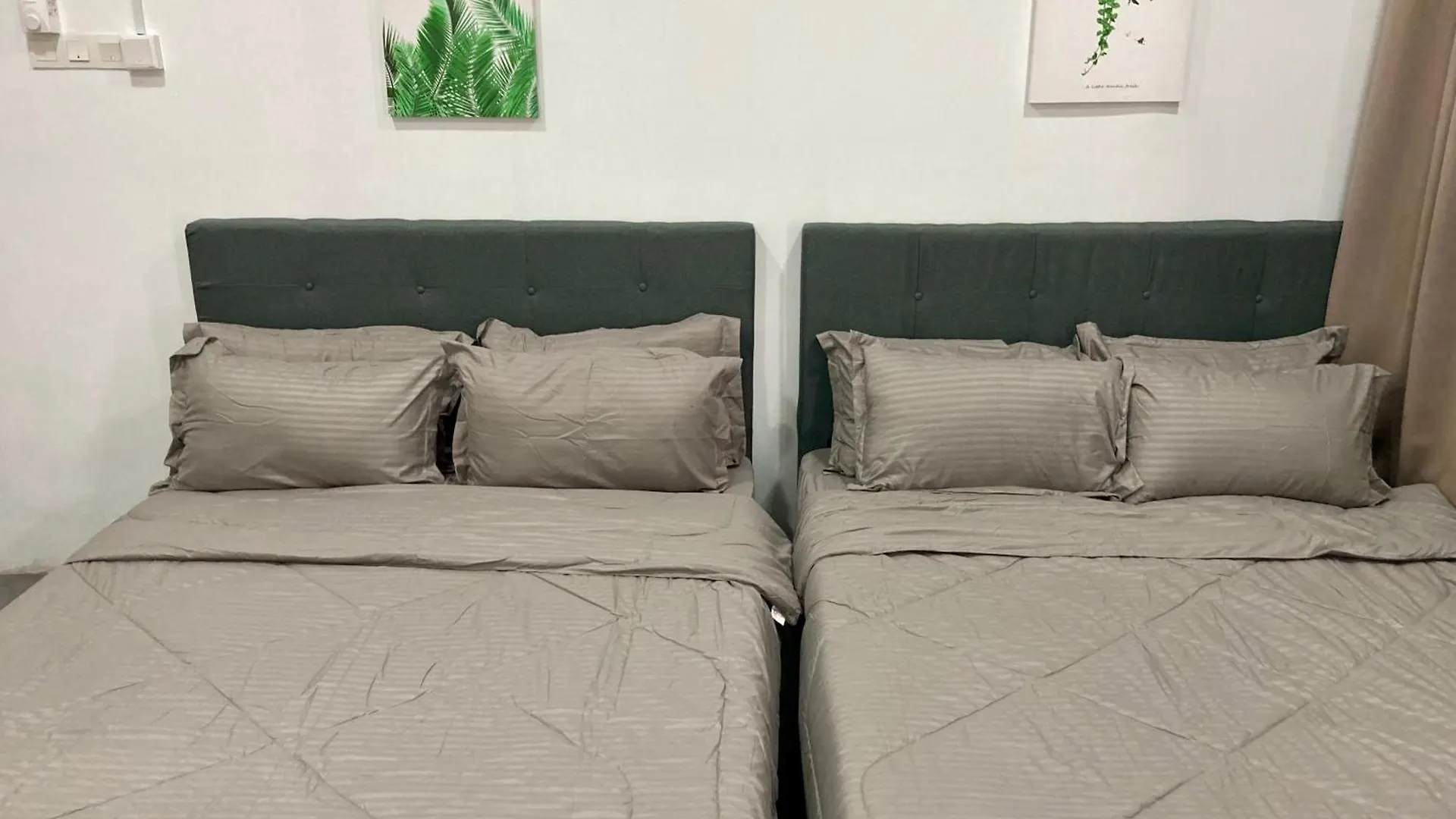 Pj Suites 5Pax 1Utama Mrt Freecarpark Xiaomitv Petaling Jaya